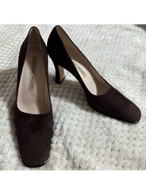 Martinez Valero Dark Brown Suede Mid Heel Pumps